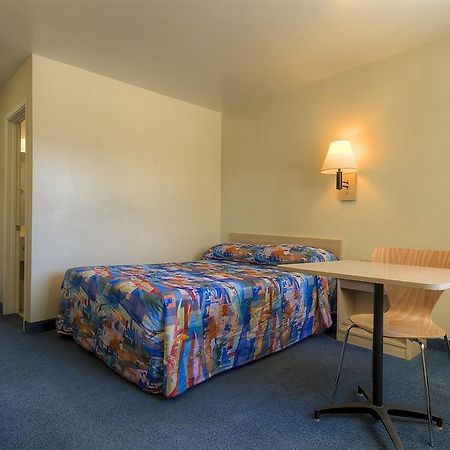 Motel 6-Needles, Ca المظهر الخارجي الصورة