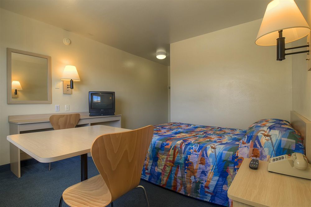 Motel 6-Needles, Ca المظهر الخارجي الصورة