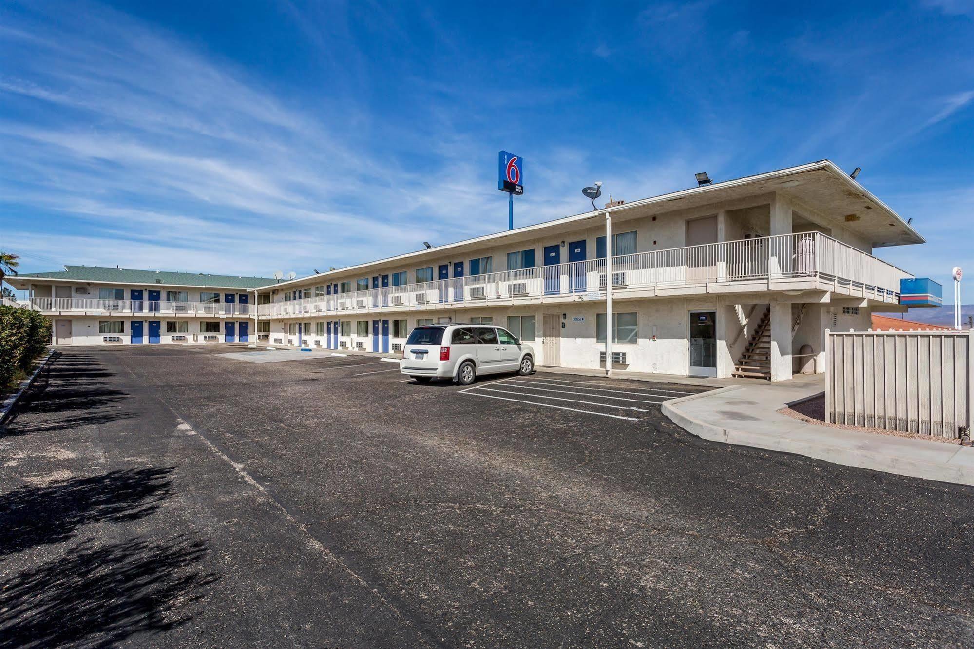 Motel 6-Needles, Ca المظهر الخارجي الصورة