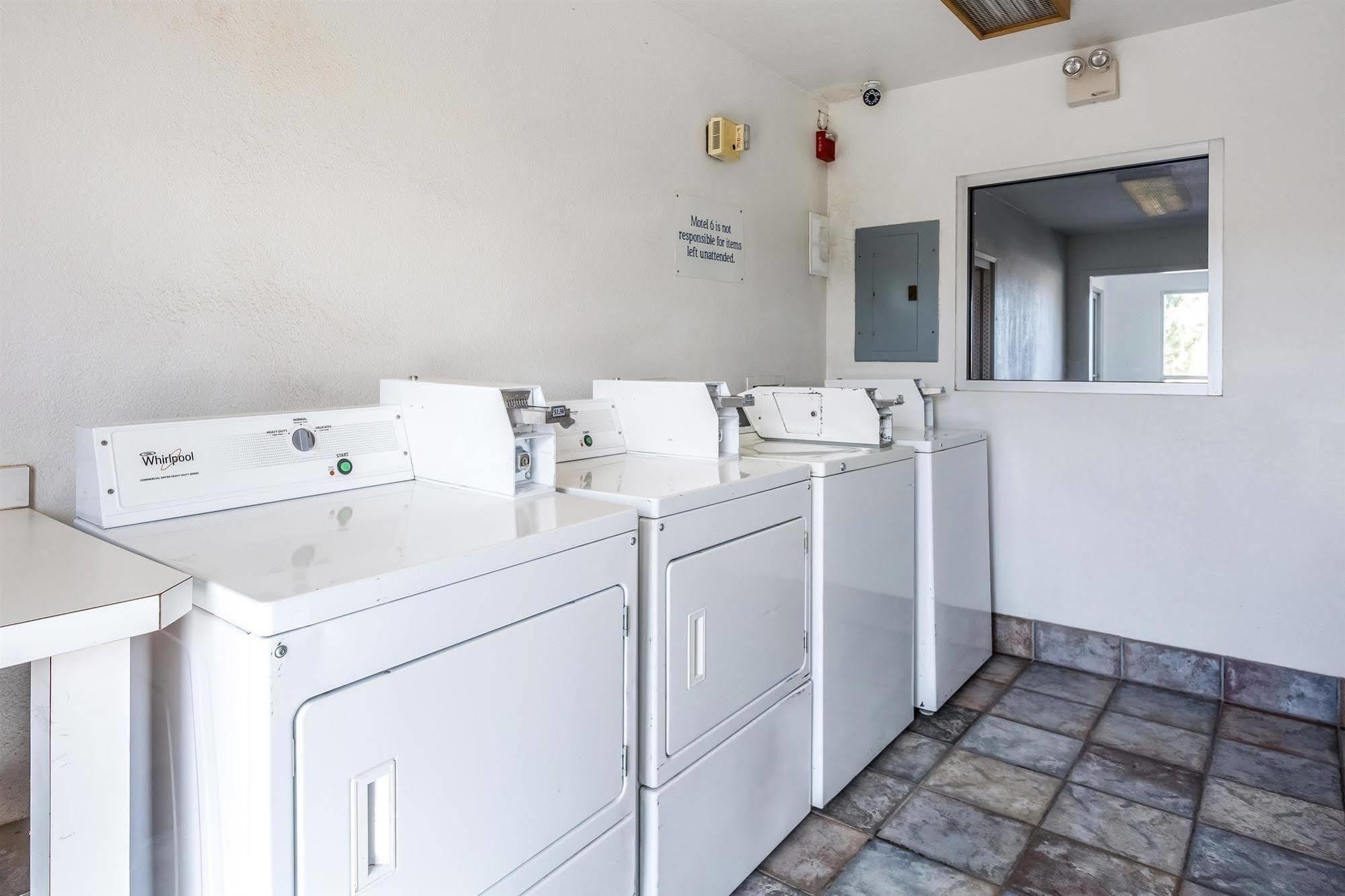 Motel 6-Needles, Ca المظهر الخارجي الصورة